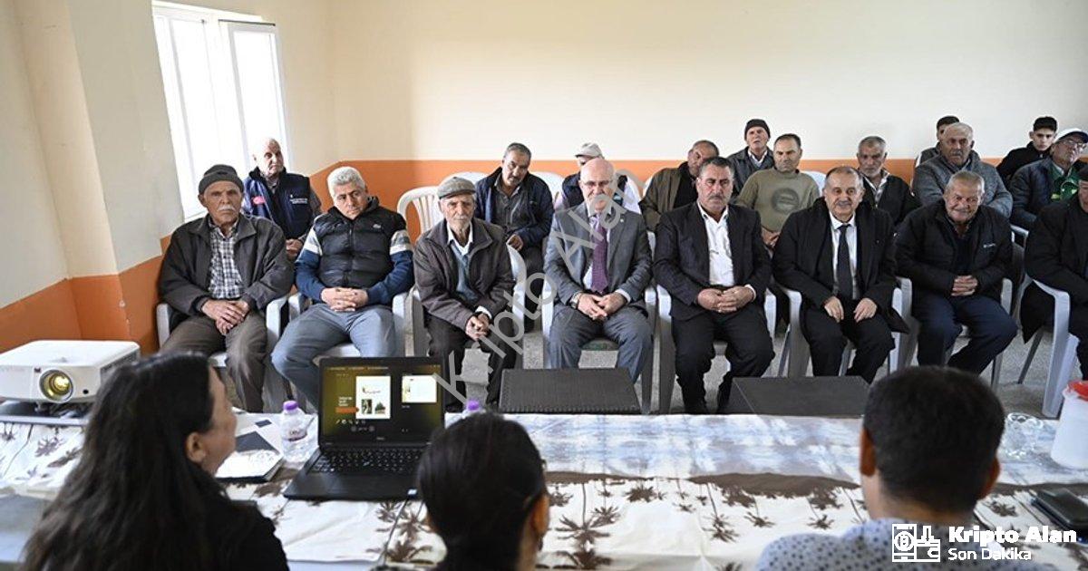 "Uşak Üniversitesi Bilimi Tarlaya Taşıdı: Yeniköy'de Verimli Tarım Buluşması" başlıklı haber için fo