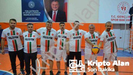 Selendi’de Anlamlı Şampiyonluk: Kupa Gazze Şehitlerine Armağan Edildi