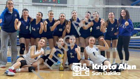 Kütahya Belediyespor’un Genç Kızları Voleybolun Zirvesinde