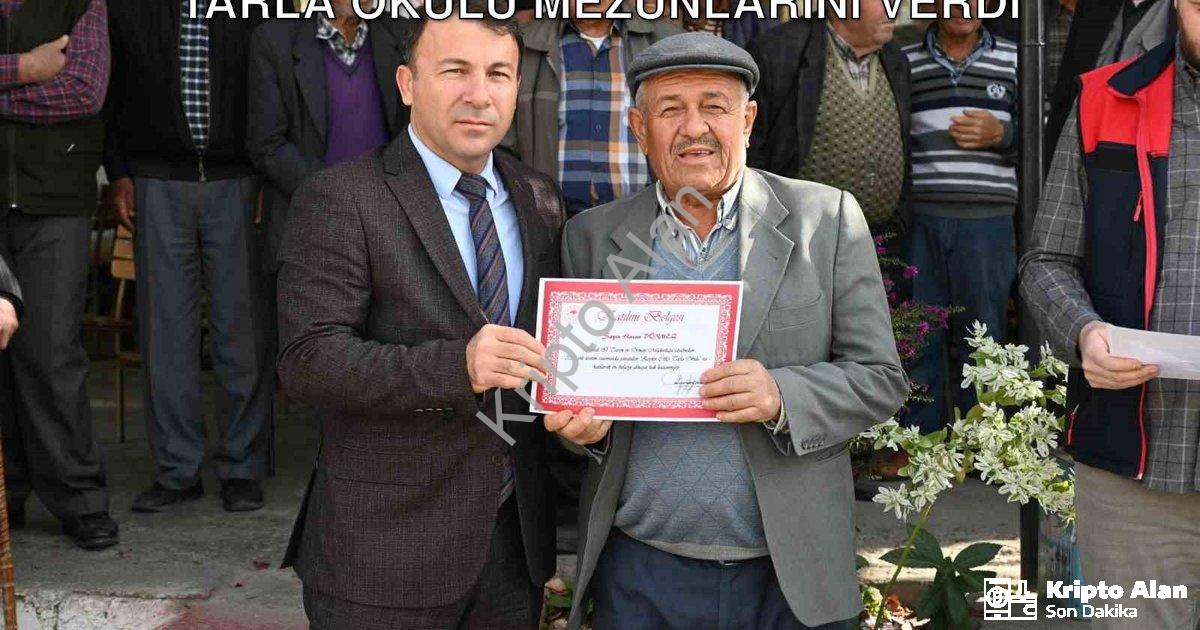 "Tavas'ta Tarımsal Eğitim Hamlesi: Zeytin Tarla Okulu Mezunlarını Verdi" başlıklı haber için fotorea