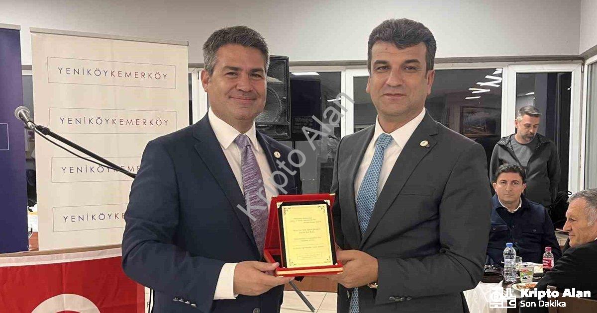 "Yeniköy Kemerköy Enerji’den Milas’ta Öğretmenlere Vefa Örneği" başlıklı haber için fotorealistik, p