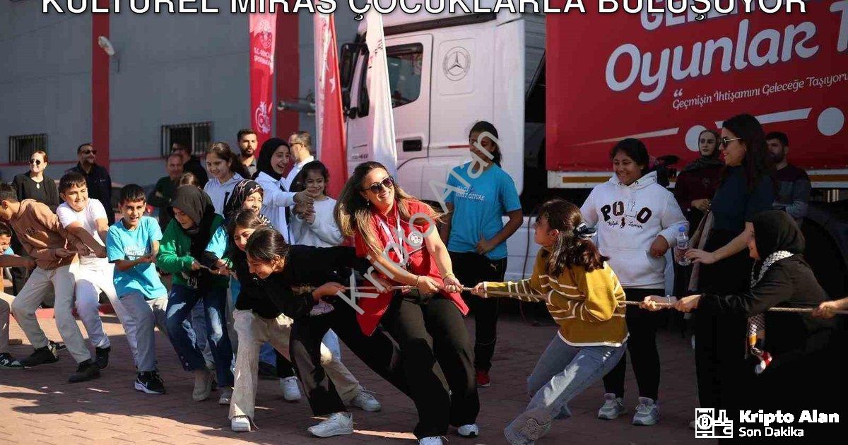 "Geleneksel Oyunlar Tırı Manisa'da: Kültürel Miras Çocuklarla Buluşuyor" başlıklı haber için fotorea