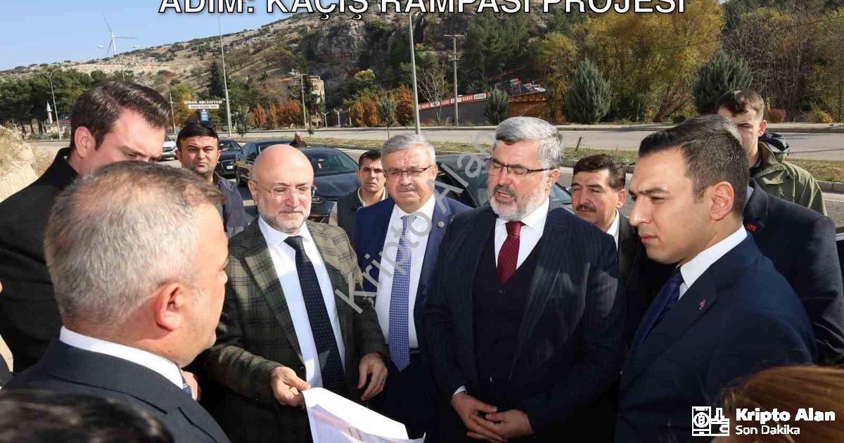 "Dinar'da Trafik Güvenliği İçin Kritik Adım: Kaçış Rampası Projesi" başlıklı haber için fotorealisti